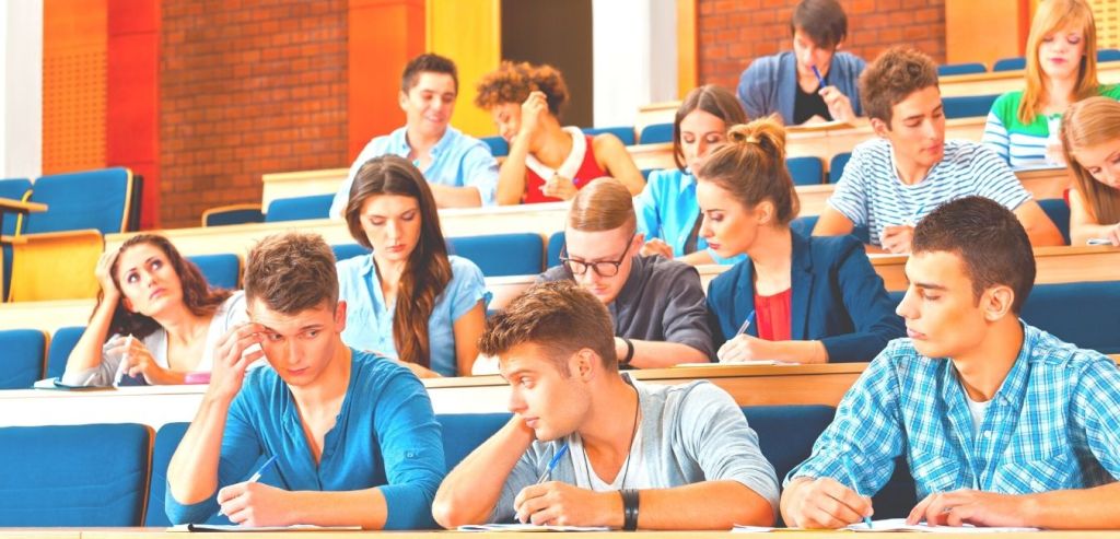 Gli esami sono davvero i migliori per valutare la conoscenza
