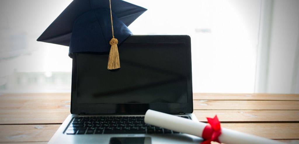I diplomi universitari vengono svalutati