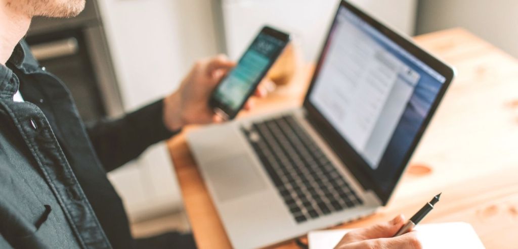 Lo studente spiega su WhatsApp perché non scrive al suo TUTOR