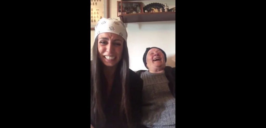 Fai uno scherzo a tua nonna per una borsa di studio